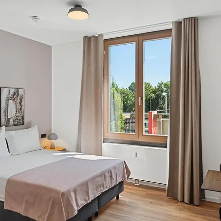 Limehome Memmingen Maximilianstrasse Exterior foto