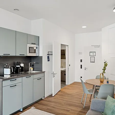 Limehome Memmingen Maximilianstrasse Exterior foto